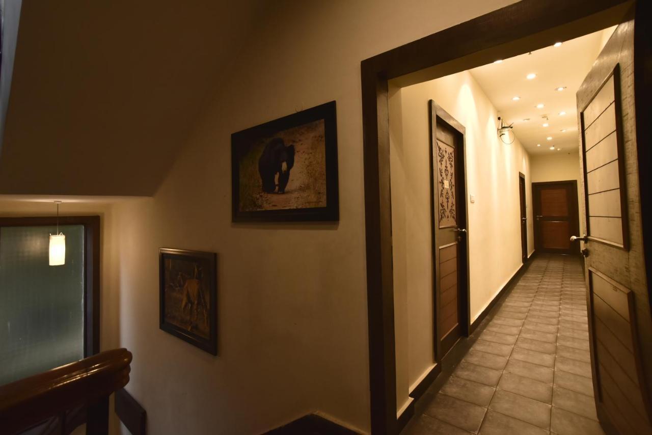 Casa Broadway-A Boutique Hotel Калькутта Экстерьер фото