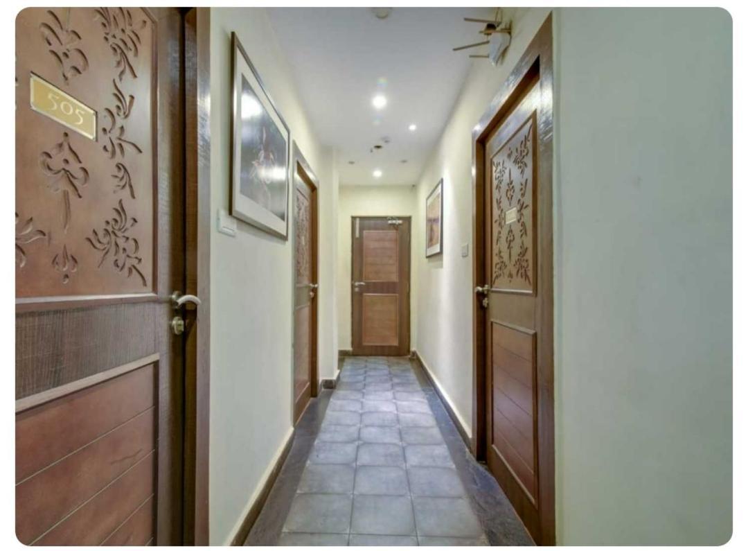 Casa Broadway-A Boutique Hotel Калькутта Экстерьер фото